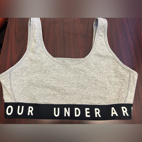 Under Armour Other - Under Armour Fitted Sports Bra Sz XSmall